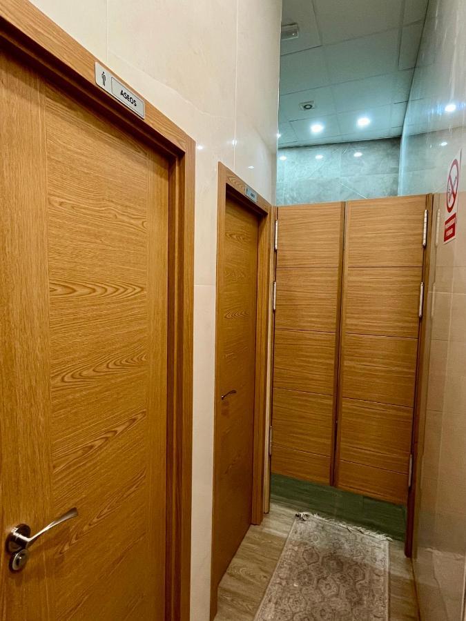 Velvet Hostel Madrid Dış mekan fotoğraf