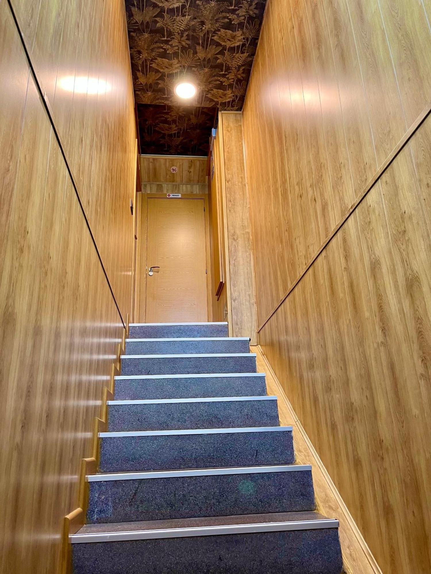 Velvet Hostel Madrid Dış mekan fotoğraf