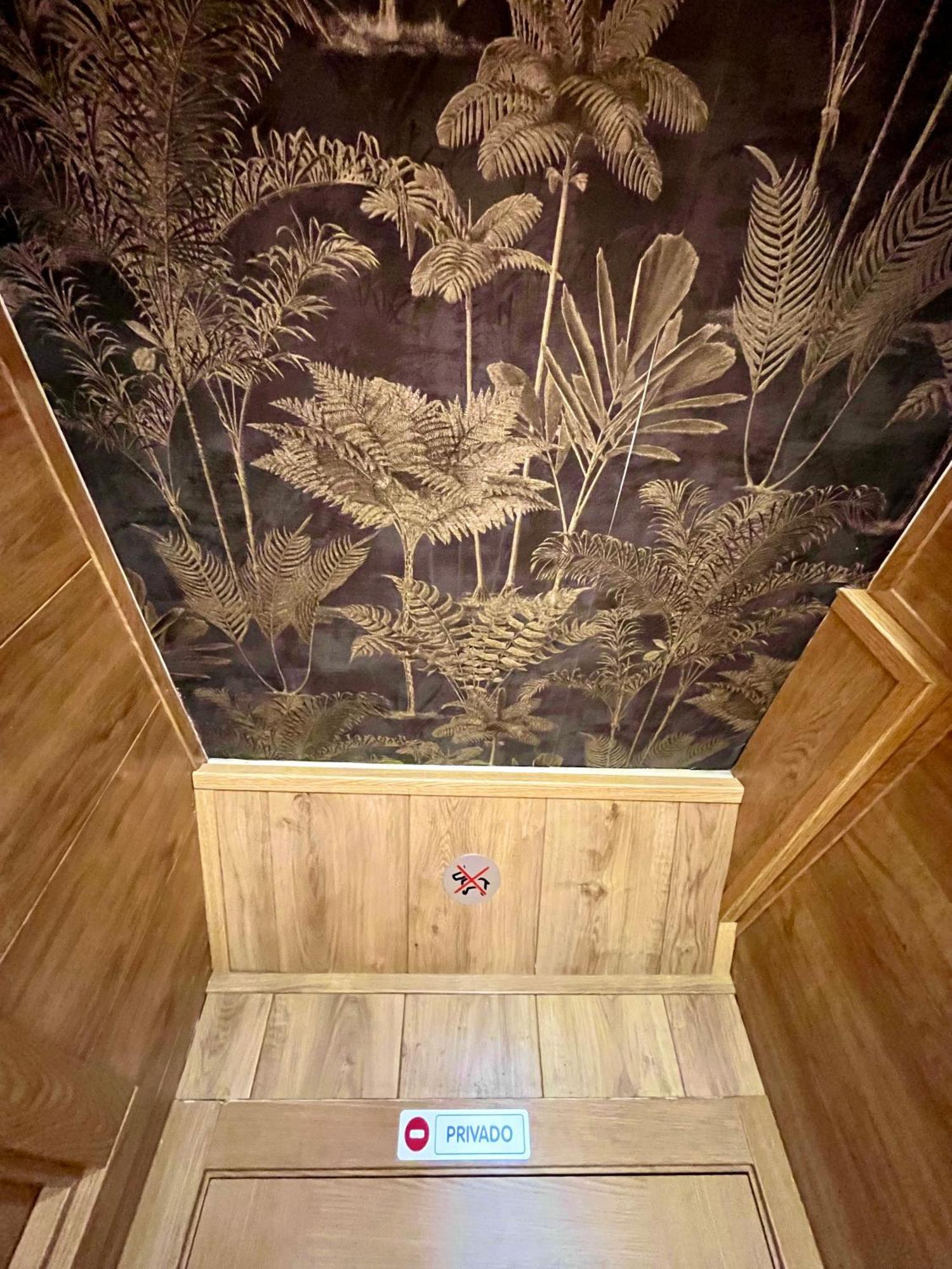 Velvet Hostel Madrid Dış mekan fotoğraf